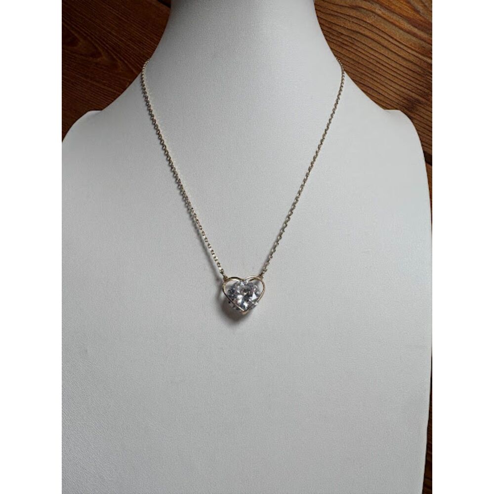 Elegant Cubic Zirconia Heart Pendant Necklace